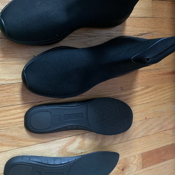 🔥 🔥 AUTHENTIC PRADA KNIT SNEAKERS 👟 - Picture 11 of 12